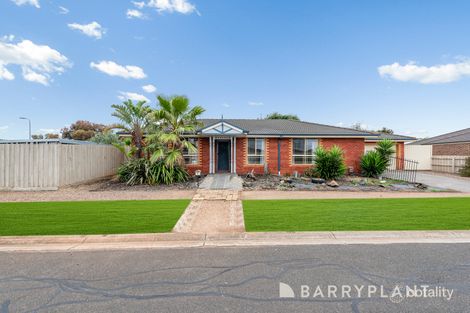 4 Kayla Way, Kurunjang, VIC 3337