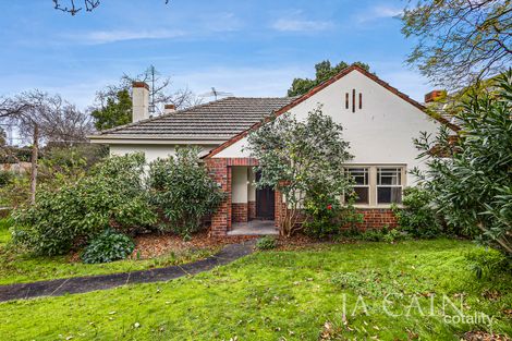 Property photo of 17 Woodlands Avenue Camberwell VIC 3124