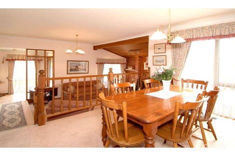 Property photo of 12 Sovereign Rise Diamond Creek VIC 3089