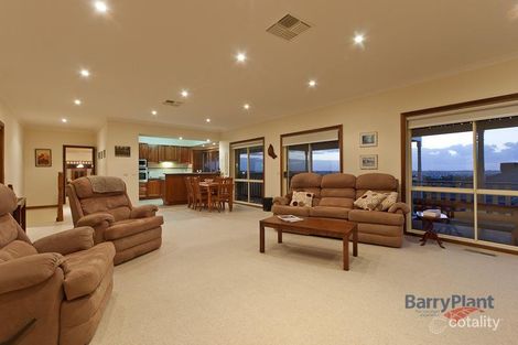 Property photo of 6 Astrid Court Berwick VIC 3806