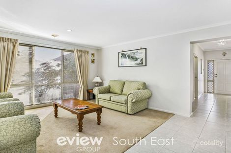Property photo of 13 Sunflower Place Berwick VIC 3806