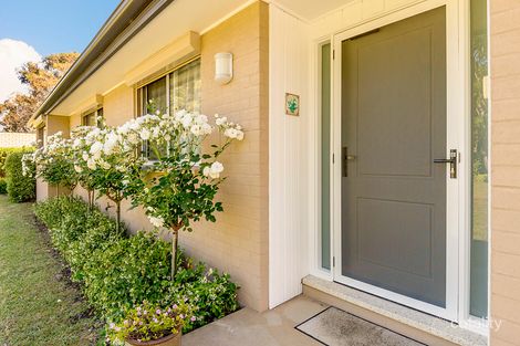 Property photo of 56 Fincham Crescent Wanniassa ACT 2903