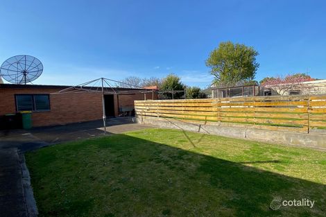 Property photo of 41 Barton Street Reservoir VIC 3073