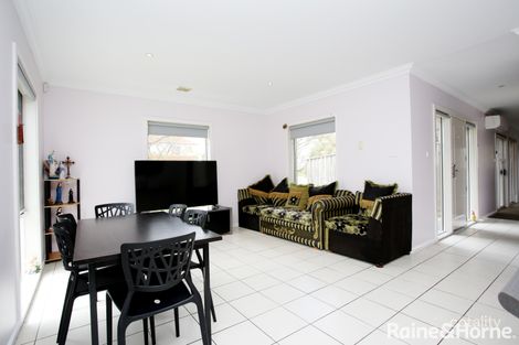 Property photo of 12 Portland Place Roxburgh Park VIC 3064