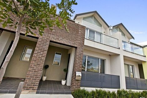18b Riverside St, Mawson Lakes, SA 5095