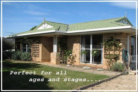 9 Rowe Dr, Macksville, NSW 2447