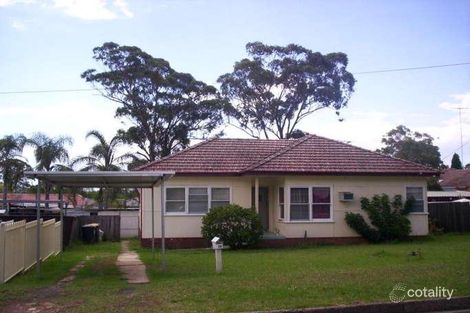 26 Chisholm Cres, Bradbury, NSW 2560