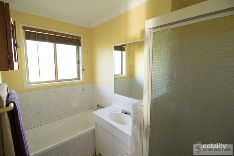 Property photo of 37 Nangara Road Morton Vale QLD 4343
