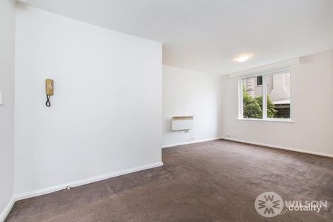 Property photo of 4/99 Alma Road St Kilda East VIC 3183