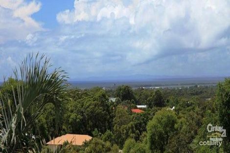 60 Sugar Bag Rd, Little Mountain, QLD 4551