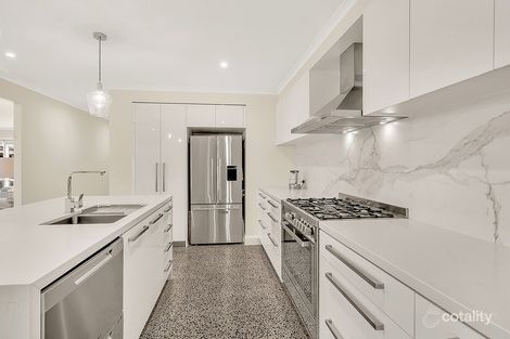 Property photo of 5 Clacton Court Craigieburn VIC 3064