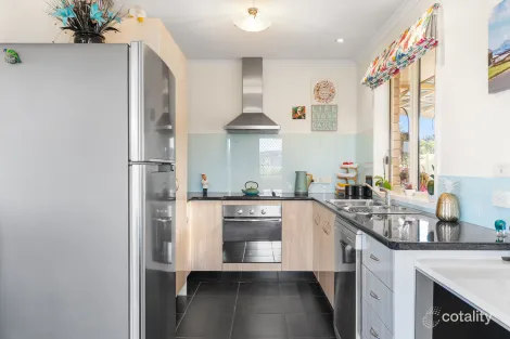 Property photo of 2/11 Stanley Court Sorell TAS 7172