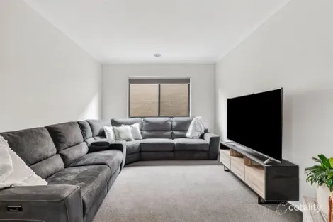 Property photo of 29 Dobell Street Mount Duneed VIC 3217