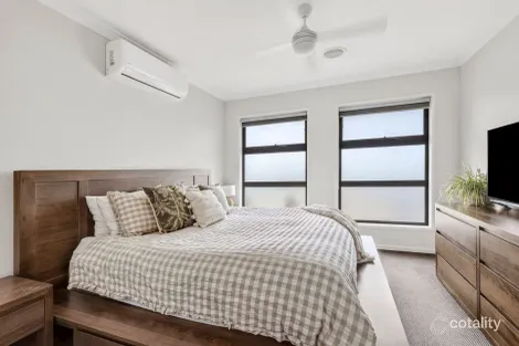 Property photo of 29 Dobell Street Mount Duneed VIC 3217