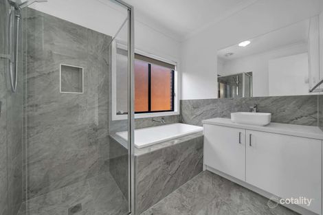 Property photo of 59 Rivella Circuit Tarneit VIC 3029