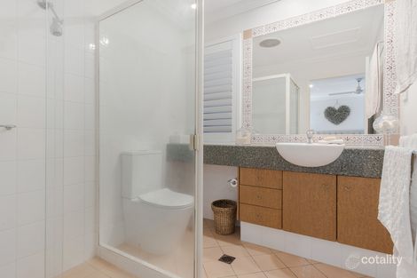 Property photo of 21/20 Fairway Drive Clear Island Waters QLD 4226