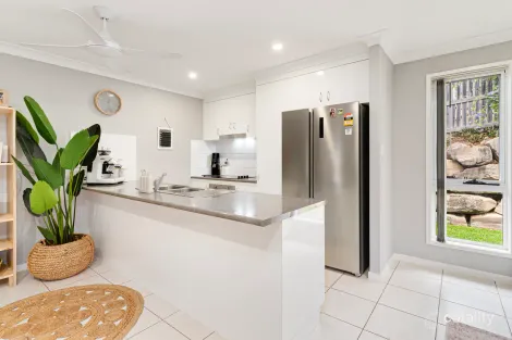 Property photo of 67 Cocoanut Point Drive Zilzie QLD 4710