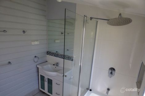 53 Deighton St, Mornington, QLD 4825