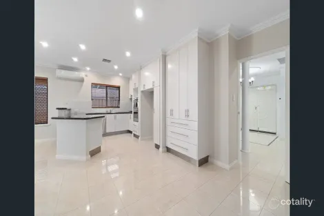 Property photo of 39 Elyard Crescent Stirling WA 6021