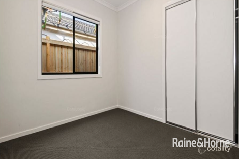 Property photo of 47 Surround Drive Mambourin VIC 3024