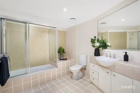 Property photo of 3/11 Grosvenor Road Indooroopilly QLD 4068
