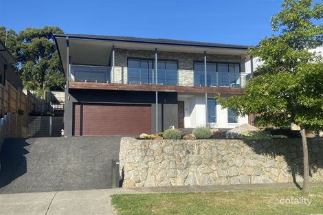 Property photo of 55 Montbrae Circuit Narre Warren North VIC 3804