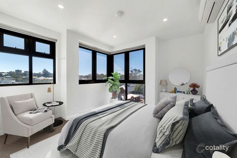 135/181 Clarence Rd, Indooroopilly, QLD 4068