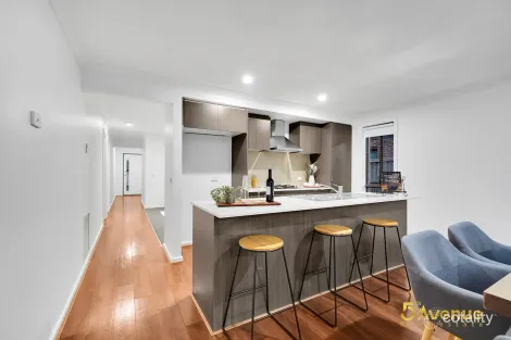 Property photo of 18 Straun Road Mickleham VIC 3064