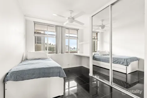 Property photo of 19 Ellis Street Kangaroo Point QLD 4169