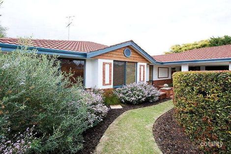 Property photo of 14 Suncrest Meander Meadow Springs WA 6210