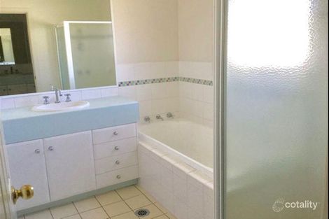 Property photo of 46 Tamar Drive Tatton NSW 2650