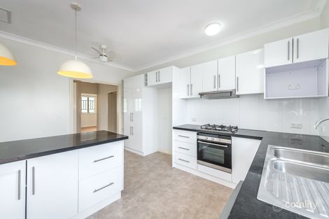 Property photo of 4A Fourth Avenue Labrador QLD 4215