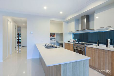 Property photo of 25 Bardon Avenue Miami QLD 4220