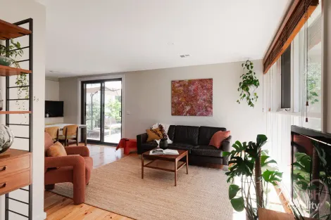 Property photo of 2 Therry Place Watson ACT 2602