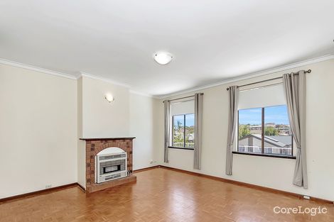 Property photo of 30 Gemmell Way Hillarys WA 6025