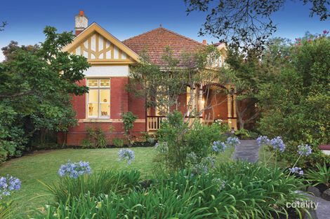 9 Royal Cres, Camberwell, VIC 3124
