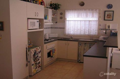 Property photo of 12 Diggers Place Caroline Springs VIC 3023