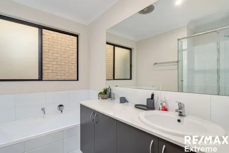 Property photo of 4/8 Burnley Way Butler WA 6036