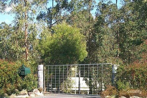 16 Telopia Ct, Cashmere, QLD 4500