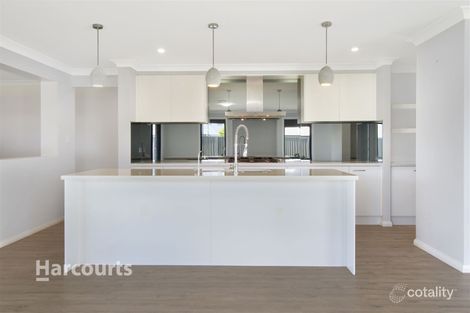 Property photo of 35 Bayview Avenue Haywards Bay NSW 2530