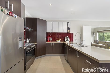 Property photo of 47 Addicott Way Taylors Hill VIC 3037