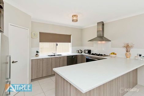 Property photo of 8 Slate Way Harrisdale WA 6112