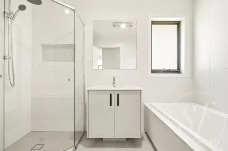 Property photo of 24 Andrews Grove Kellyville NSW 2155