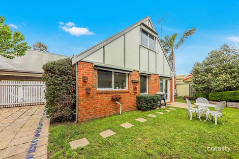 Property photo of 11 Solander Court Roxburgh Park VIC 3064