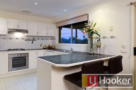 Property photo of 2/35 George Chudleigh Drive Hallam VIC 3803