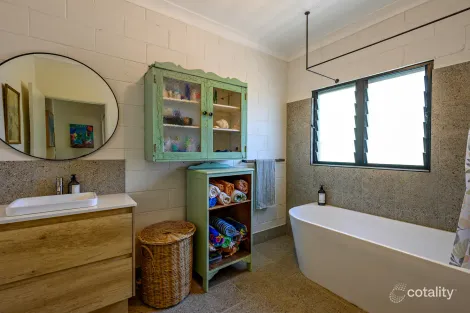 Property photo of 19 Riverside Drive Mullumbimby NSW 2482