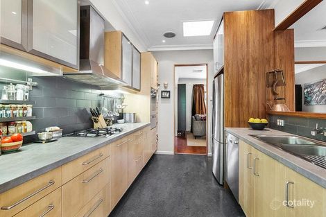 Property photo of 10 Amelia Avenue Essendon VIC 3040