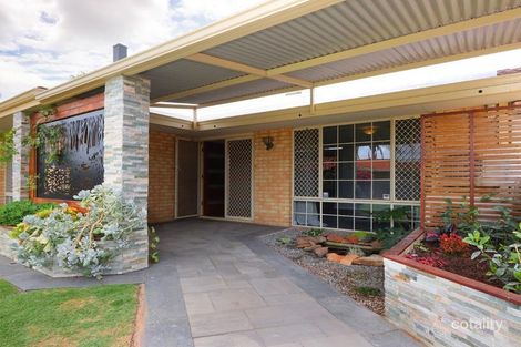 Property photo of 17 Ivythorne Grove Kiara WA 6054