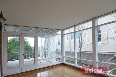 Property photo of 10 Rimington Avenue Kew VIC 3101