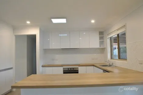 Property photo of 5 Verdon Court Petrie QLD 4502